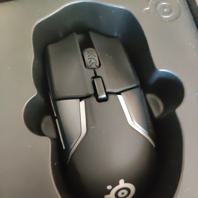 SteelSeries Rival 650 kabellose Gaming-Maus
