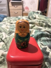 Russian Vintage Wooden Nesting Dolls Set of 5 Hand-Painted