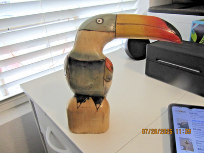 Toucan Bird Figure Folk Art 7.5'' Tall Hand Carved And Painted Balsa Wood