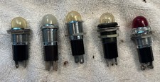 Zestaw 5 świateł kierunkowskazów Dialco Bullet Panel, JEDEN czerwony jeden biały vintage niesprawdzony