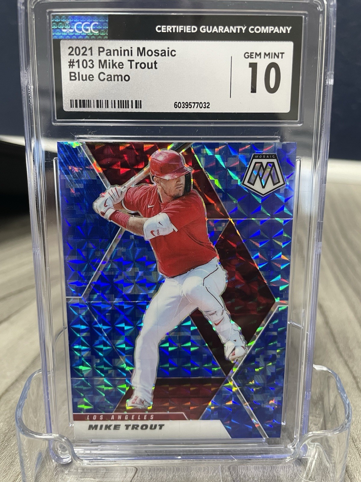 2021 Panini Mosaic - Mike Trout #103 Blue Camo Mosaic Prizm