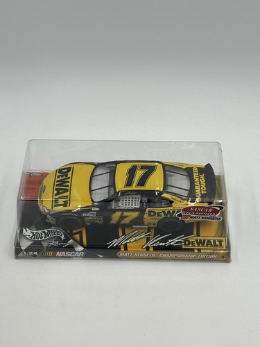 NASCAR Matt Kenseth DeWalt #17 Hot Wheels Championship Edition 1:24 Die Cast Car - Picture 9 of 9