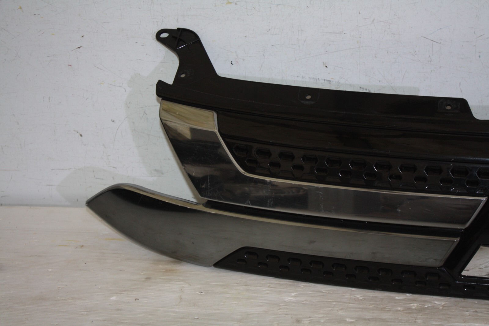 Mitsubishi Outlander Front Bumper Grill 7450B298 Genuine eBay
