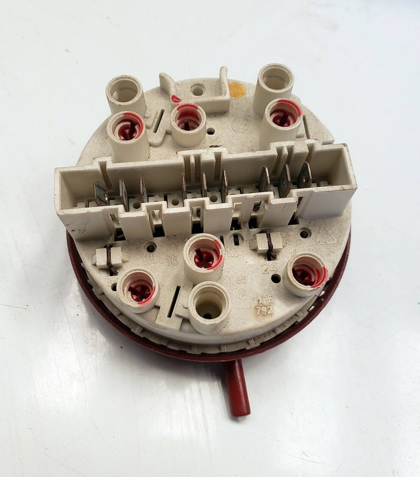 Come Sostuire Un Interruttore Di Livello Dell'Acqua Della Lavatrice - Foto 7