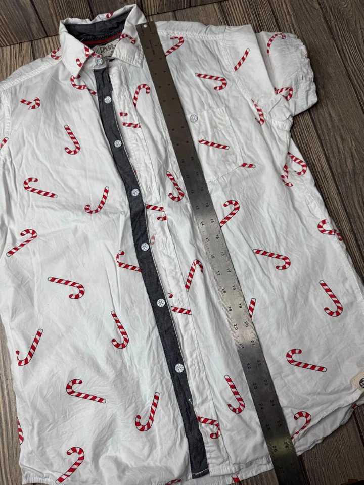 Camisa Free Planet Para Hombres Estampado Bastón de Caramelo Manga Corta Abotonada Blanca/Roja S Foto 2 de 4