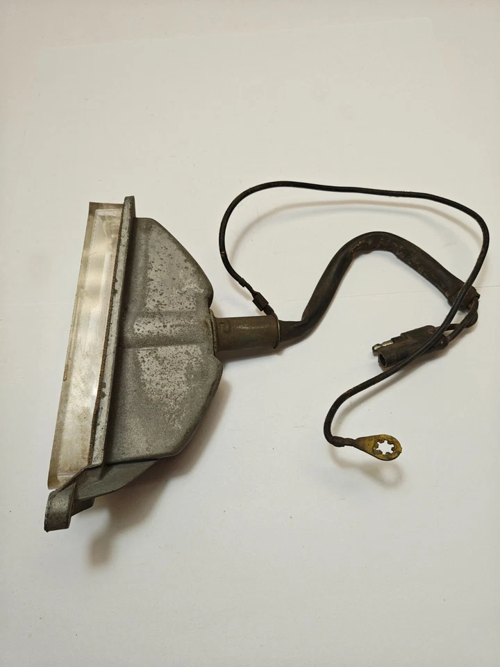 Dodge Dart 1969 parrilla del lado izquierdo del conductor lámpara de estacionamiento luz 2930535 nuevo en stock Foto 3 de 4