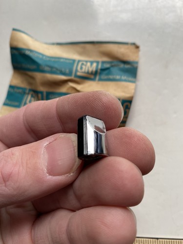 NOS GM Oldsmobile Olds Heater Control Knob #410607, Circa 1970s - Picture 5 of 10