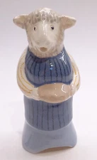 Stuart Bass Pie Bird Vent/Funnel * Sheep ~ Lamb with Pie * made in England