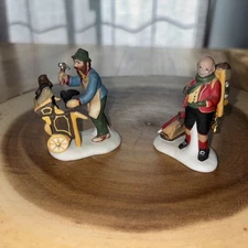 Dept 56 “Cobbler and Clock Peddler” Dickens Village #5839-4 Retired NIB Set of 2