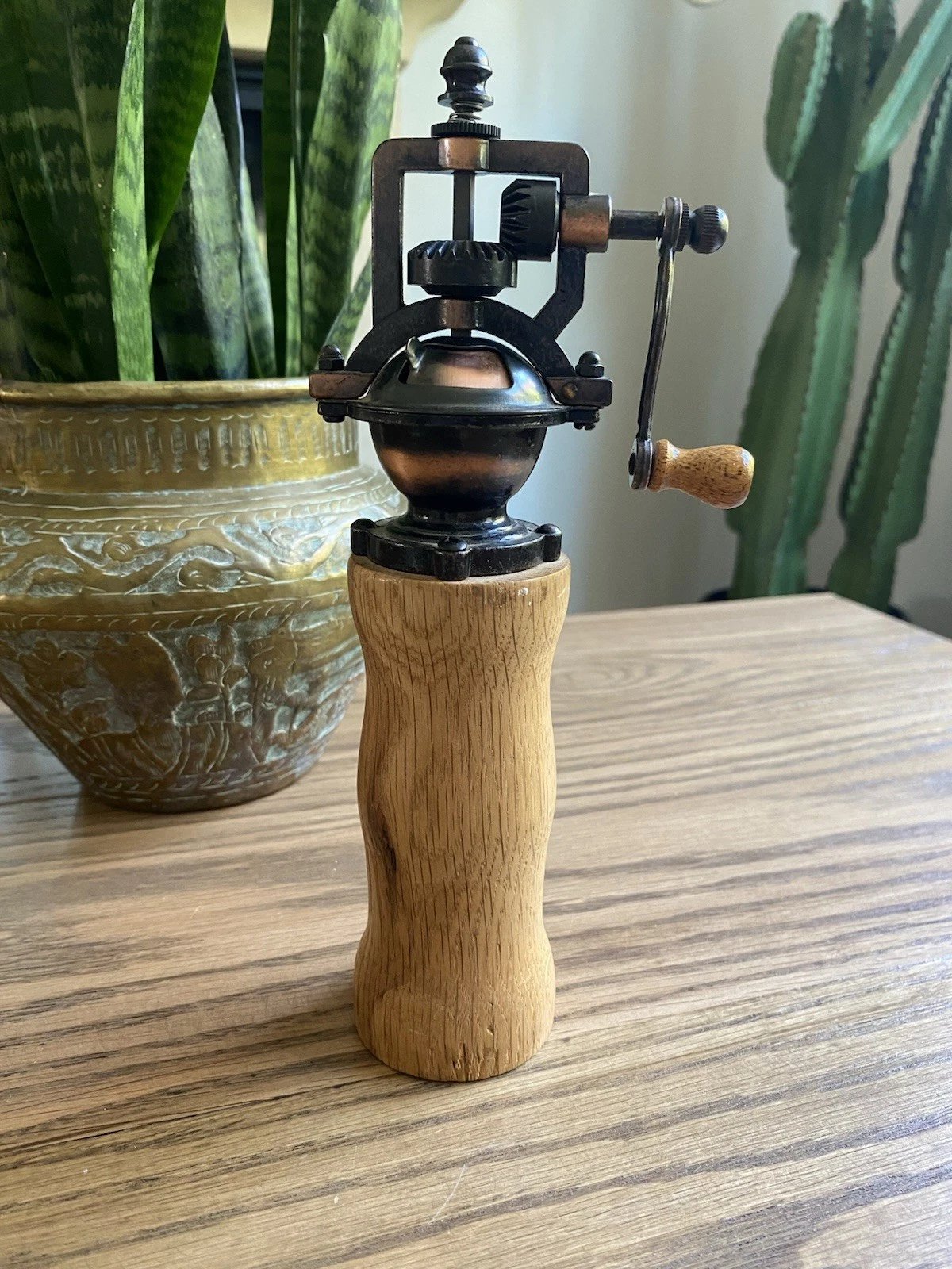 Vintage Pepper Mill Grinder Wood Metal Brown Hand Crank Pepper Grinder