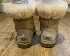 Genuine Australian Ugg Boots, Beige Suede , Size 8, Pre Loved , Good Cond