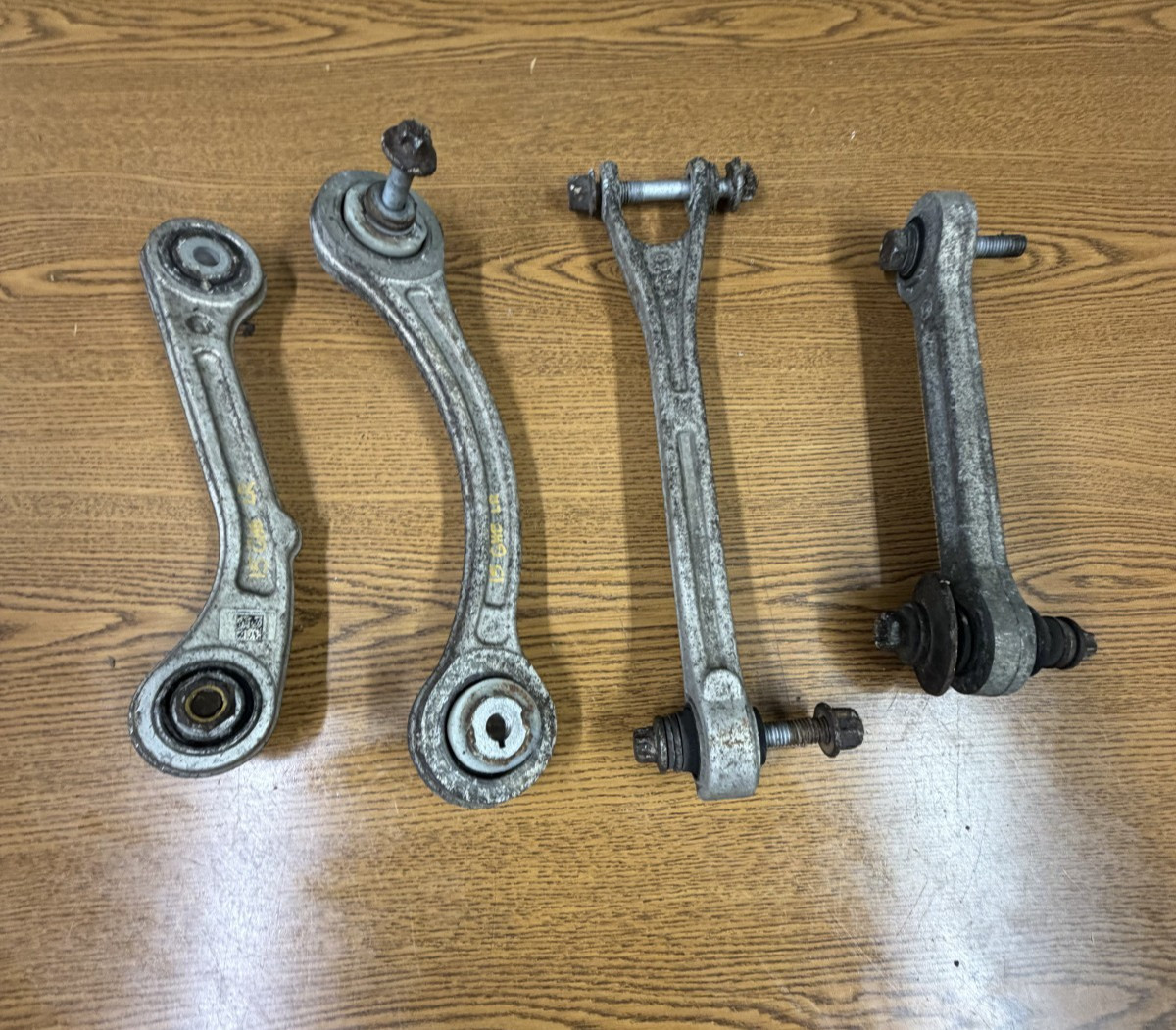 2014-2019 Maserati Ghibli Left Rear Side Suspension Control Arm Arms Set 4 OEM