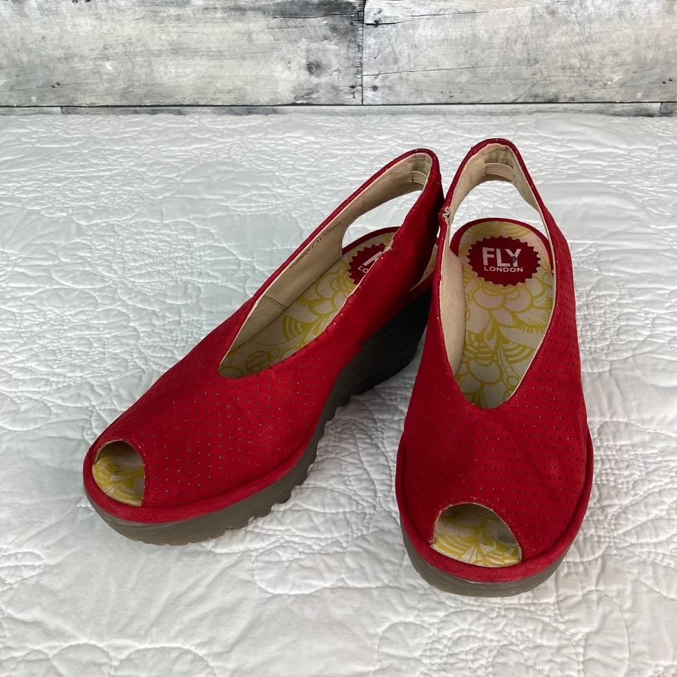 Cuñas Fly London rojas de cuero perforado punta abierta - 37 EU/6,5 US - USADAS EN EXCELENTE ESTADO Foto 2 de 4