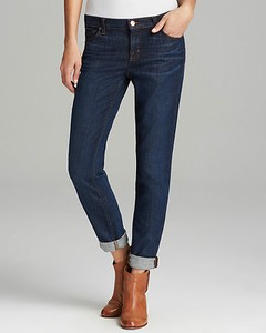 dark blue boyfriend jeans