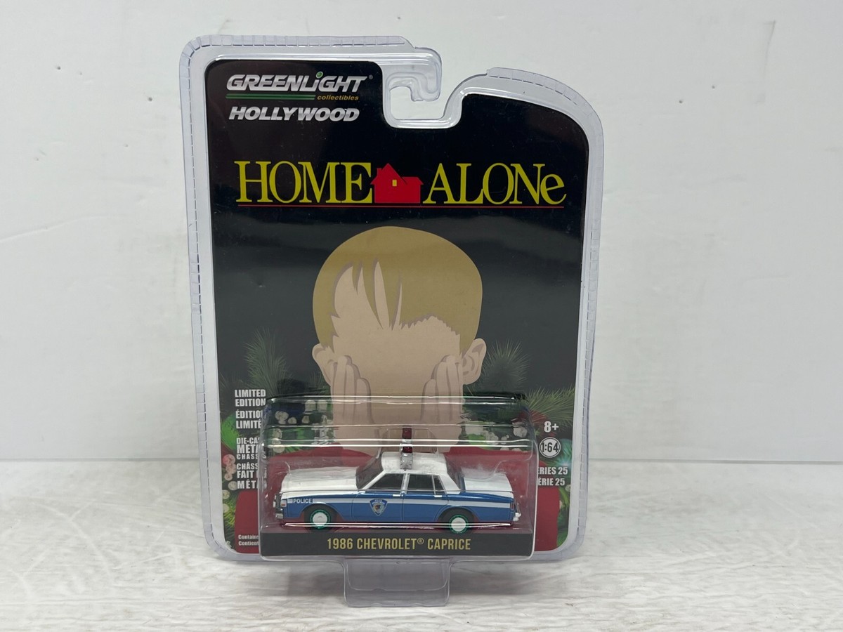 GREENLiDHT - グリーンライト　ハリウッドシリーズ　ホームアローン Greenlight Hollywood Home Alone 1986 Chevrolet Caprice Green