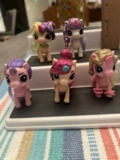 ZURU Surprise Glitter  Unicorn Squad Lot Of 5 Pink Purple Yellow Gold