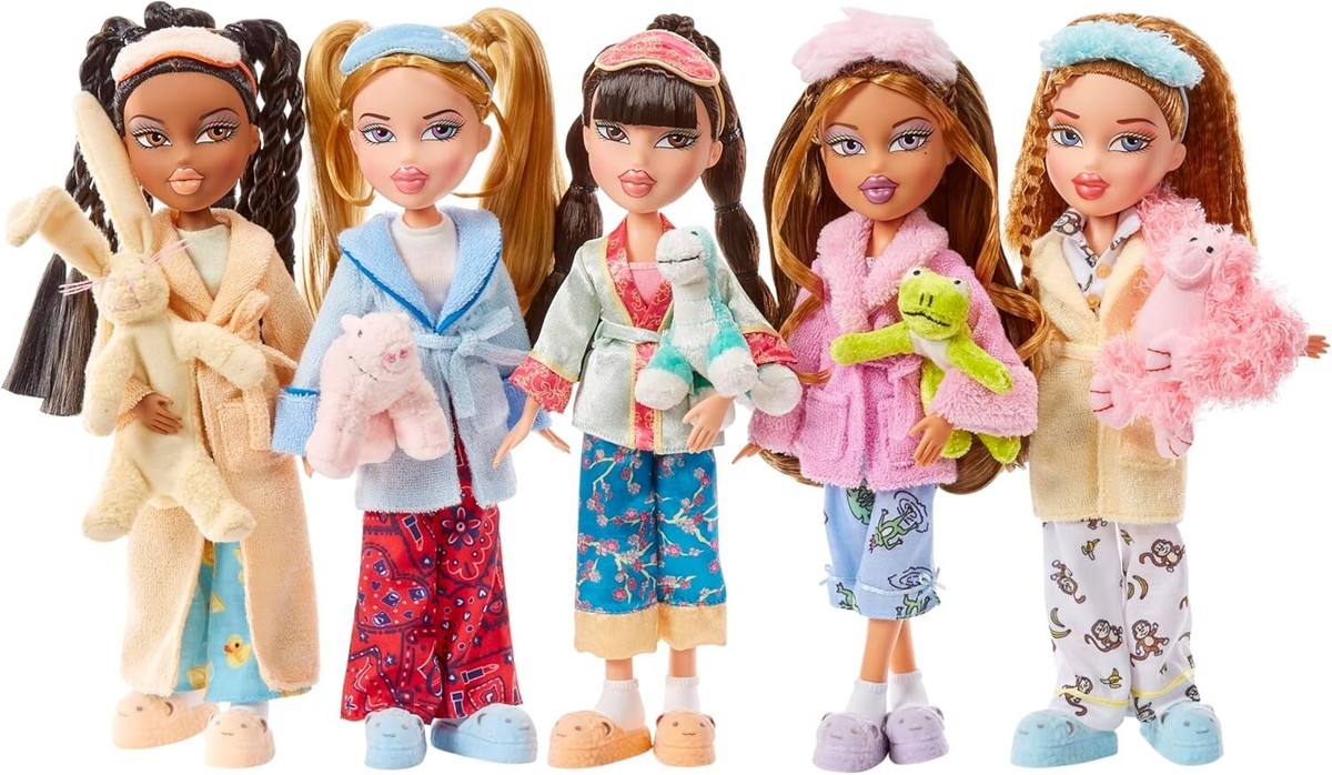 Bratz Re-Release Slumber Party Meygan Fashion Doll Pyjama Playset 