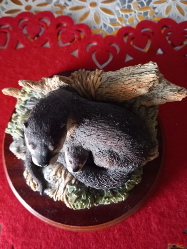 Beautiful Handmade Vintage Ornament Of An Otter Guarding A Baby Otter, Signed By - Picture 8 of 11