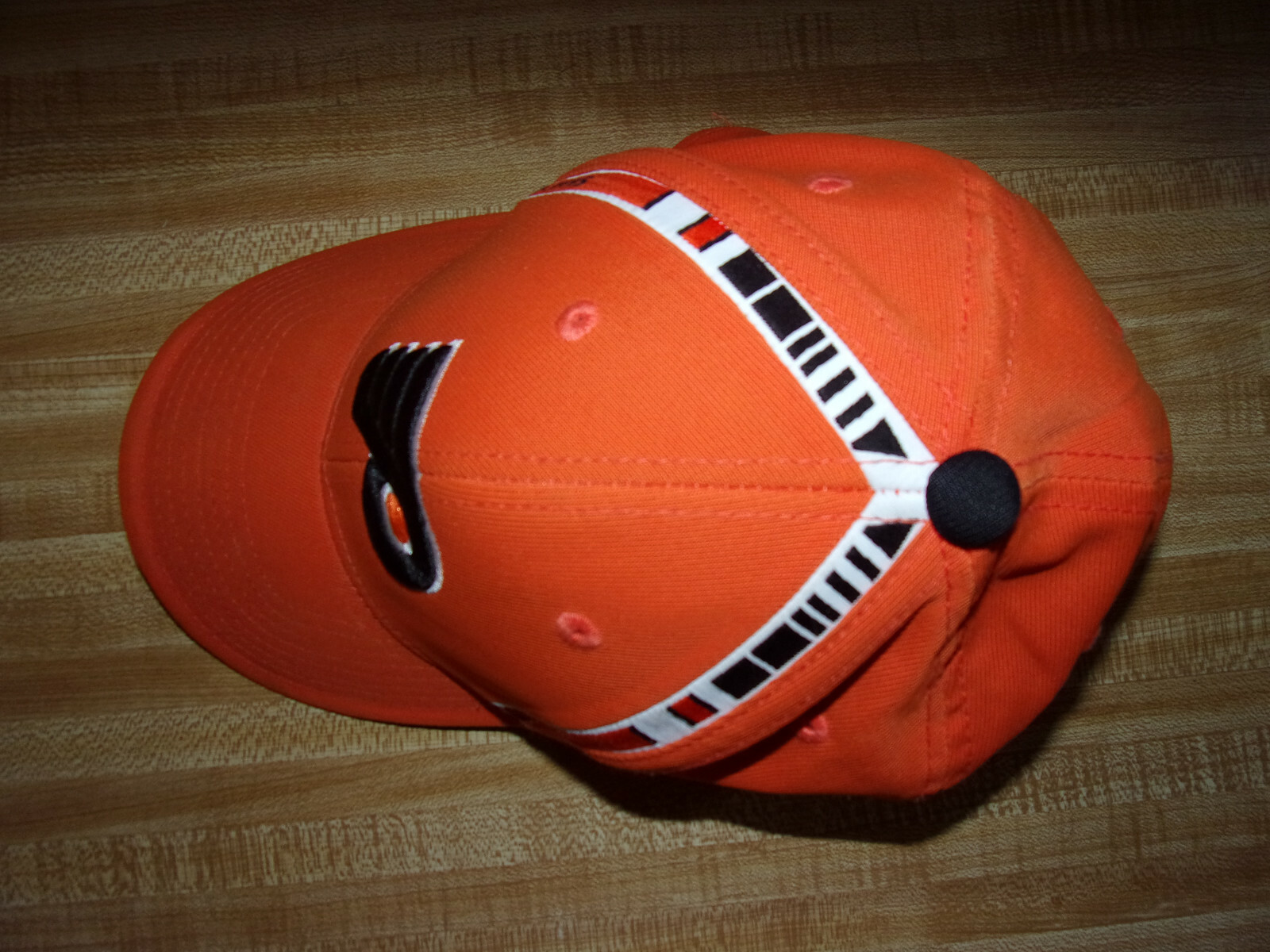 Reebok NHL Philadelphia Flyers Ice Hockey Club Mens Orange PWing Team