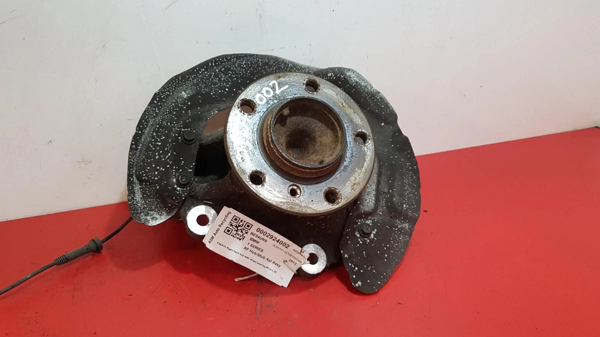 2012 BMW 1 SERIES 1.6L PETROL DRIVERS FRONT OFFSIDE HUB  