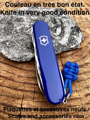 Victorinox Swiss Army Knife -  Huntsman 91mm - Bleu - Photo 1/4