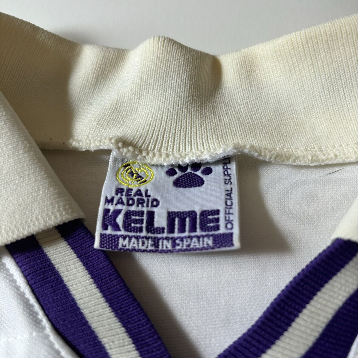 Vintage Real Madrid 95/96/97 Home Kelme Jersey AUTHENTIC XL Vintage Real Madrid 95/96/97 Home Kelme Jersey AUTHENTIC XL