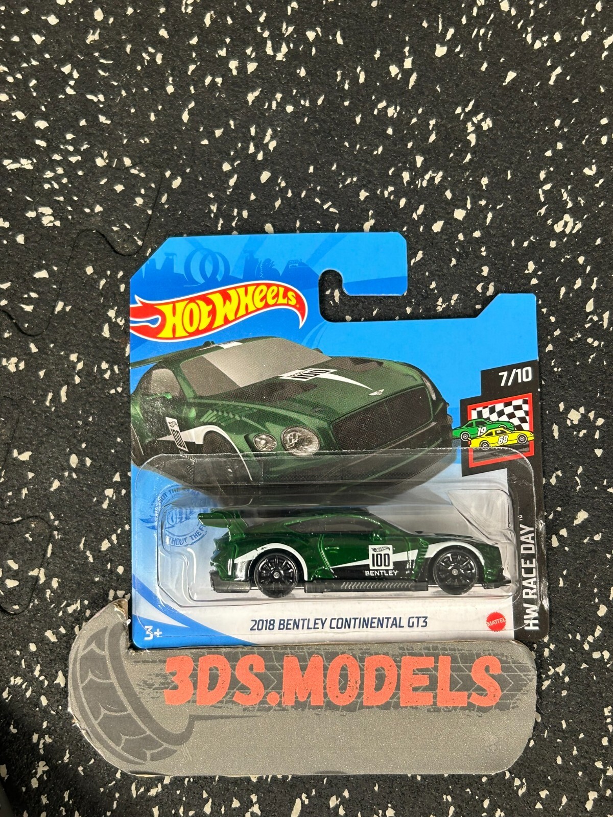 BENTLEY CONTINENTAL GT3 GREEN NO100 Hot Wheels 1:64 **COMBINE POSTAGE**