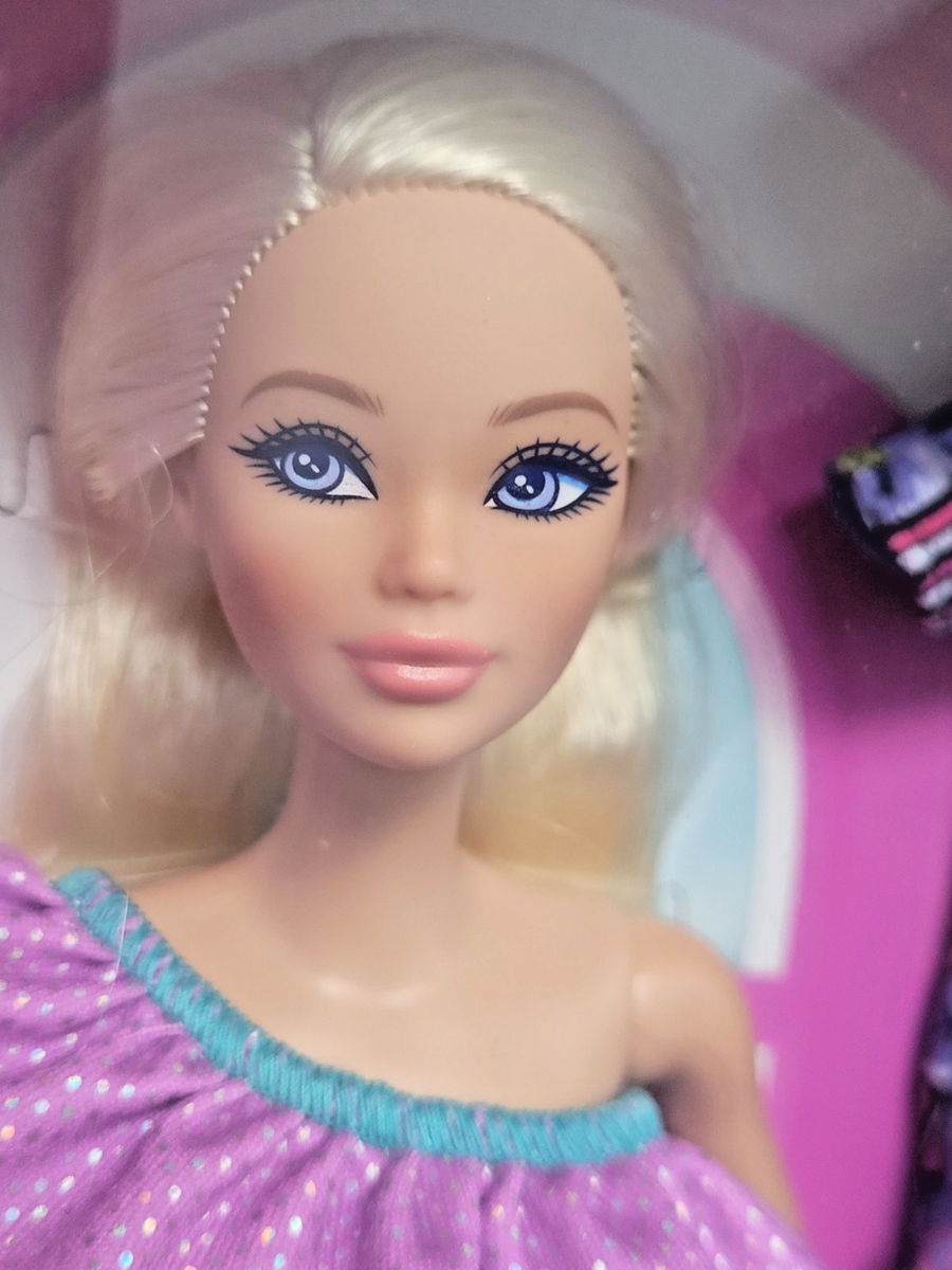 Acheter Barbie Fashionista Blonde avec fauteuil roulant Mattel HJT13