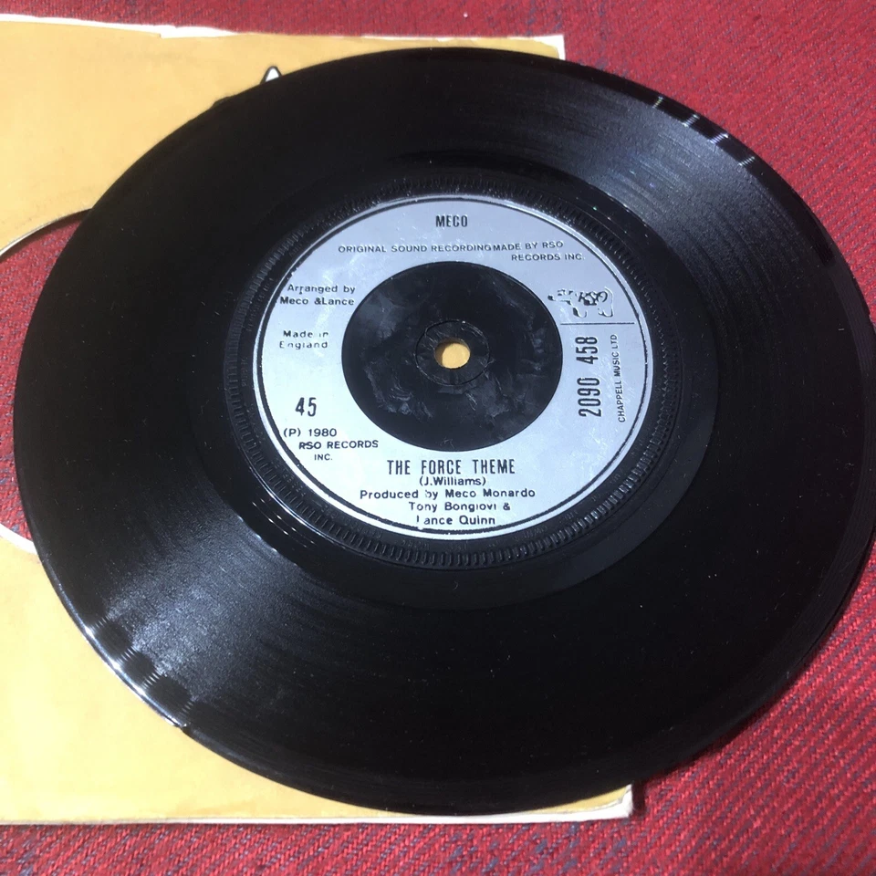 MECO The Empire Strikes Back Medley & The Force Theme Vinyl 45 Record  Foto 2 de 4
