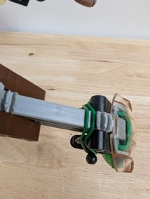 LEGO Bionicle Pahrak Model Kit #8560 Opened & Complete w/ Container 2002