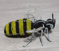 Vtg 5.75" Sculpted Wire Beaded Bumble Bee Acrylic Seed Beads Animal Art D cor