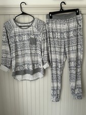 Cuddl Duds Women's 2 Pc Let  s Get Cozy Gray Pajama Set Size Small