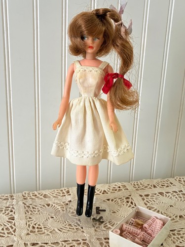Vtg 1963 Tressy Doll American Character Growing Hair WORKS, BRASS KEYS CURLERS!