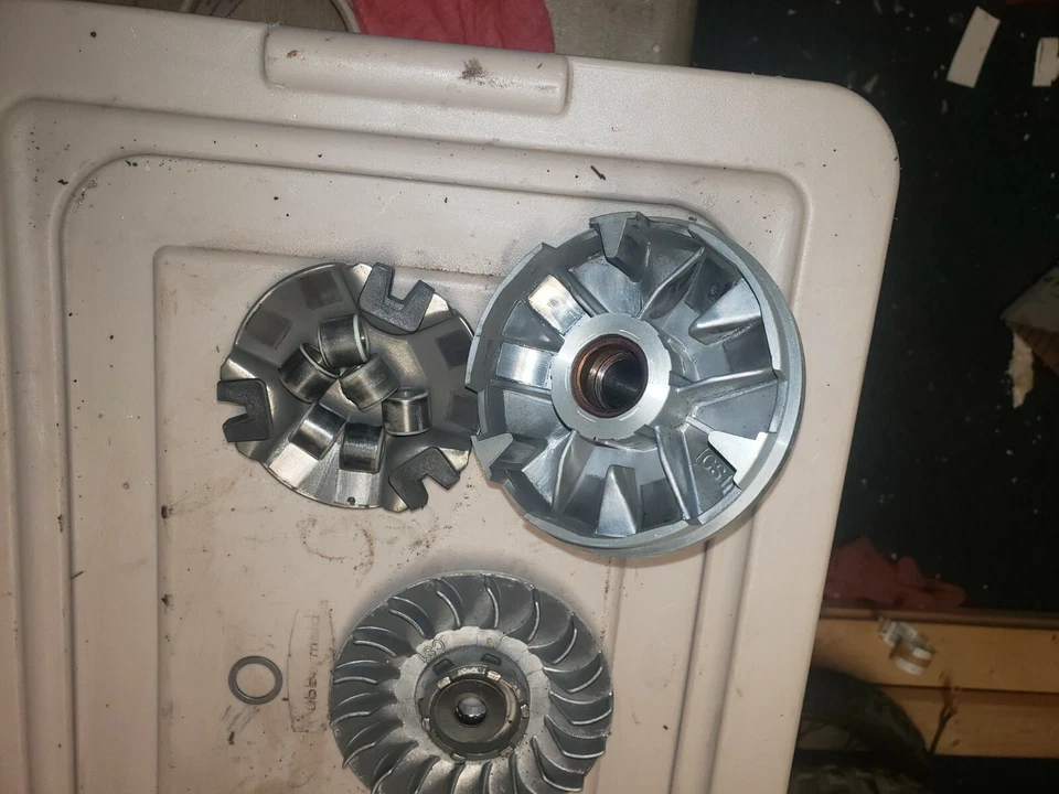 Variador de embrague delantero de 2 tiempos ETON E-ton Viper 50 Viper 50 Mini Lightning 50cc Foto 4 de 4