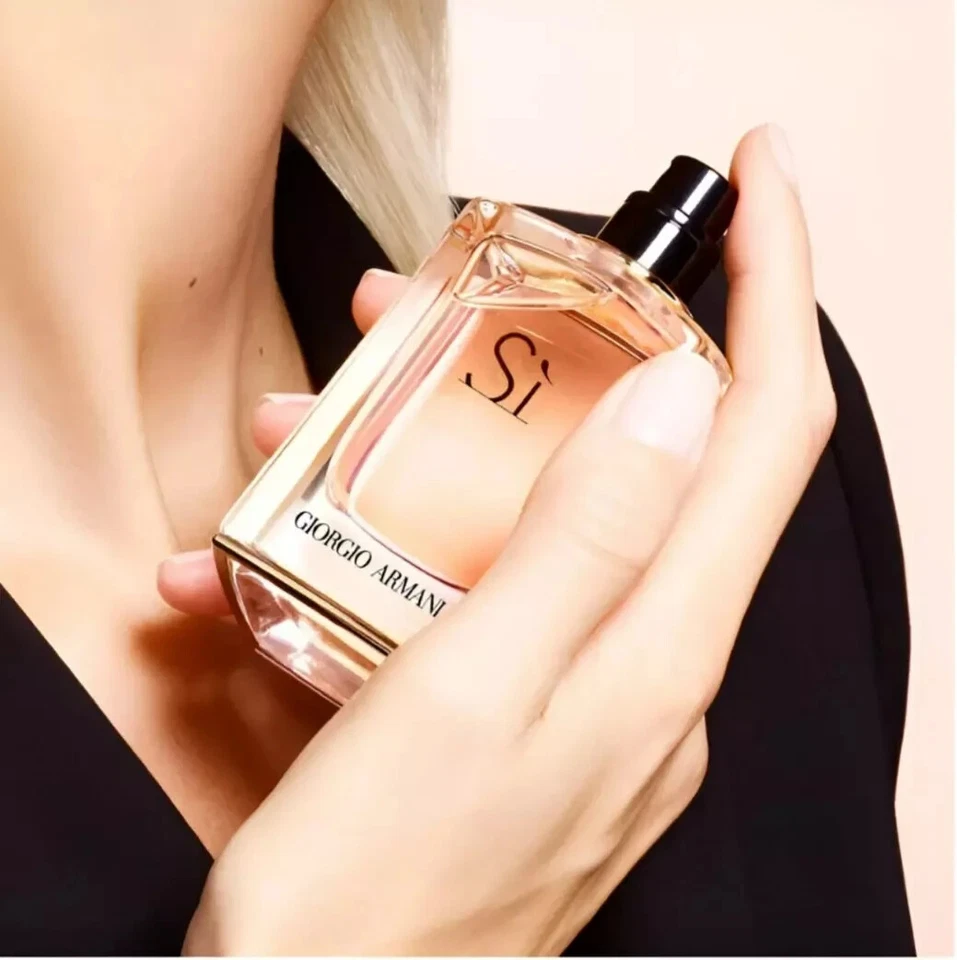 Si от Giorgio Armani 3,4 унц / 100 мл парфюмированная вода совершенно новый запечатанный в коробке - Изображение 3 из 4