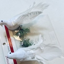 Ashland White Clip on Doves Birds Christmas Holiday Tree Trimmer Decor 2 Pieces