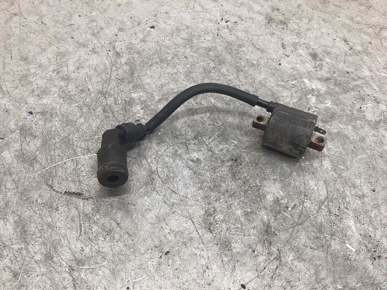 2000 Arctic Cat 500 4x4 Automatic OEM IGNITION COIL SPARK PLUG CAP
