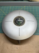 Vintage 1996 Trendmasters Mars Attack UFO Saucer Vehicle Toy Figure Missle