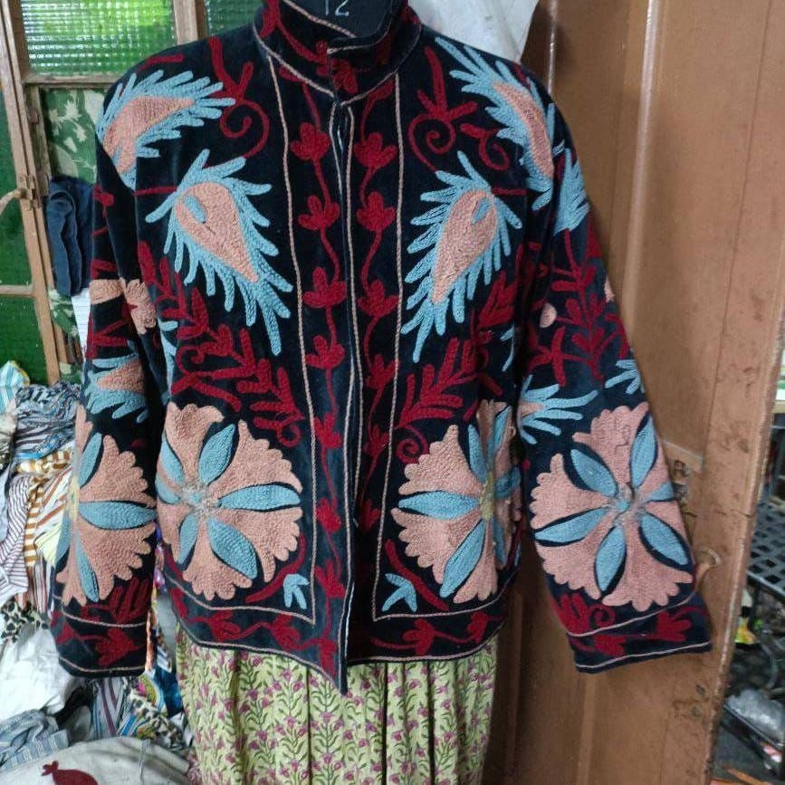 Boho Kashmiri Embroidered Jacket Floral Velvet Ethnic Festival Outerwear
