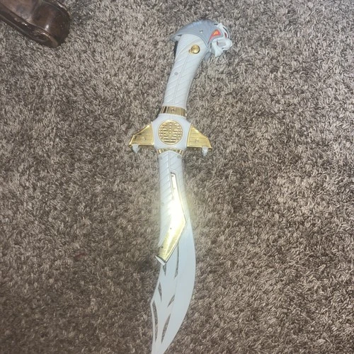 94 Vintage 17" Power Rangers Bandai White Gold Working Talking Saba Sword works!