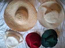 Lot of 5 Hats. Straw, Paper straw, Cloth and Blended Fabric. 