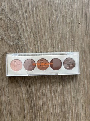 Eyeshadow Palette