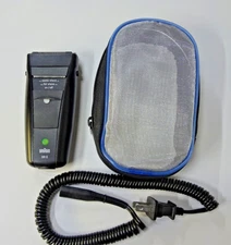 Braun Mens Facial Shaver 3612 Rechargeable With Bag