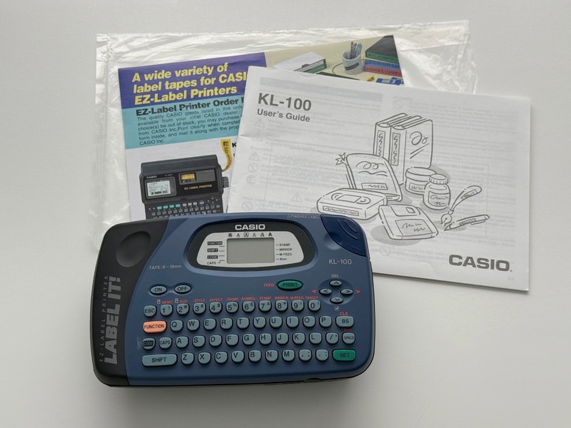 CASIO KL-100 EZ Label Maker Label It! ~ Excellent Condition