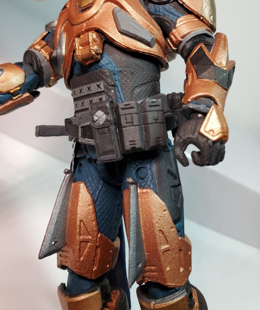 DESTINY Vault Of Glass TITAN Color Tops #27 McFarlane Action