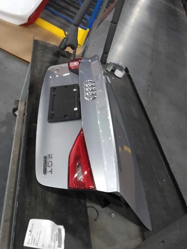 Used Deck Lid fits: 2016 Audi A3 Sedan incandescent tail lamps Grade A
