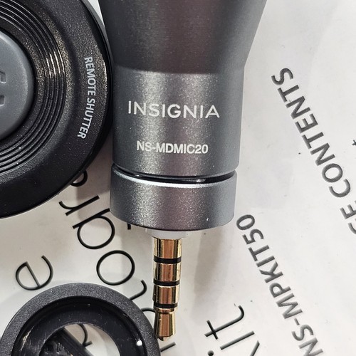 Microphone auxiliaire externe Insignia NS-MDMIC20 pour téléphone ou appareil photo - Photo 2 sur 2