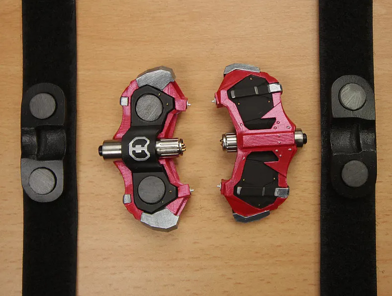 Web Shooter Spiderman ps4