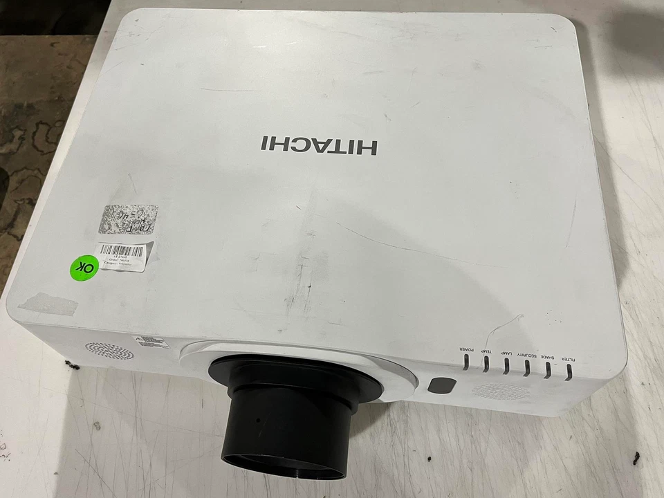 Hitachi LCD CP-WU8450 Lámpara Horas 6546 Foto 2 de 4