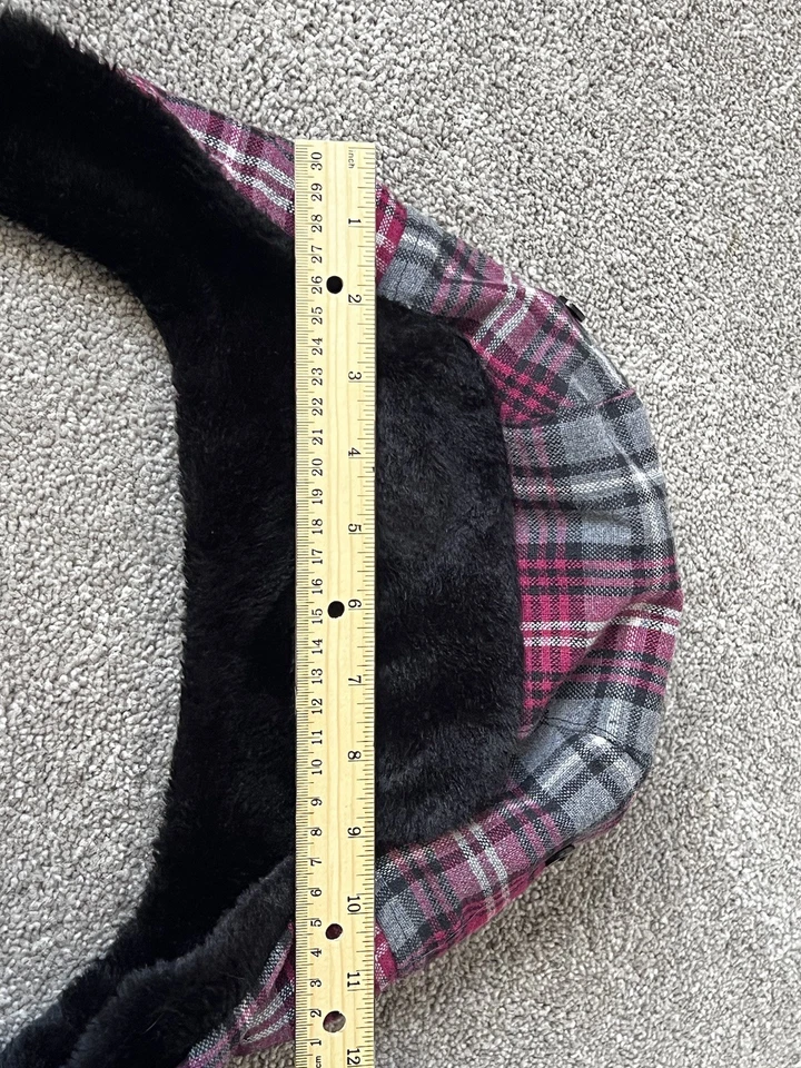 Sombrero de invierno Ushanka vintage Y2K Baby Phat rosa a cuadros con forro de piel  Foto 4 de 4